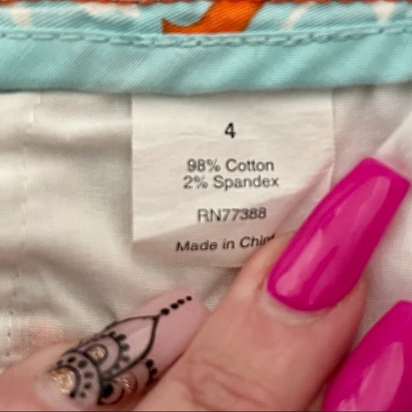 COPY - J.Crew fun & floral Bermuda stretch shorts, size 4 - Picture 5 of 8